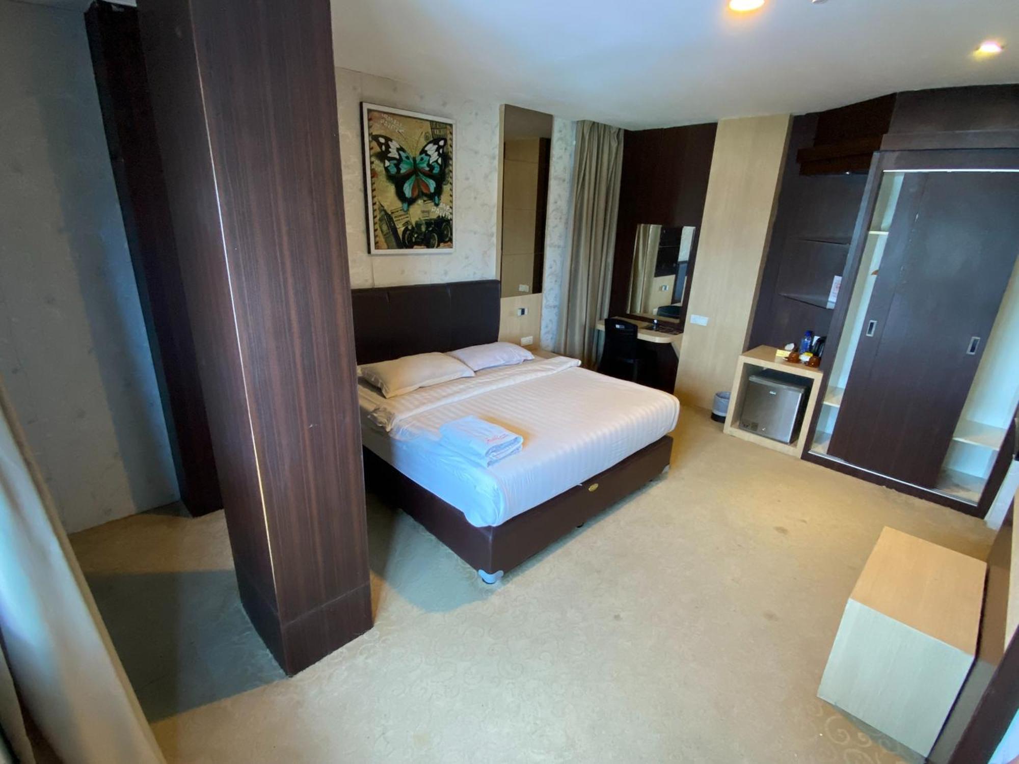 Lucky Star Hotel Нагоя Екстериор снимка